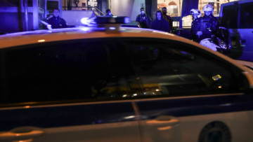 Ηράκλειο: «Ενέδρα» με πυροβολισμούς που κατέληξε σε τροχαίο