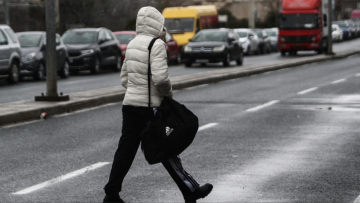 Καιρός: Κρύο και ενισχυμένοι άνεμοι σήμερα - Πού θα βρέξει