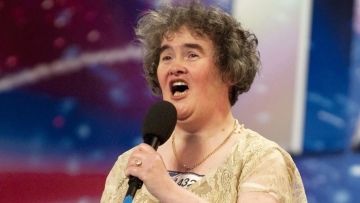 H Σούζαν Μπόιλ αποκάλυψε τους λόγους που παρά την τεράστια περιουσία της, μένει ακόμα στο πατρικό της