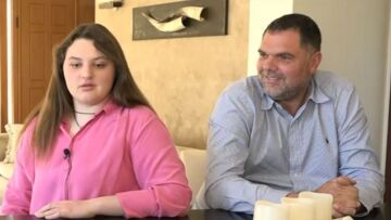 Δημήτρης Παπανικολάου - Η κόρη του μιλά για τον αυτισμό: «Δέχτηκα bullying»