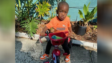 Φρίκη στη Φλόριντα: Πατέρας έριξε σε λίμνη με αλιγάτορες τον 2χρονο γιο του - Είχε σκοτώσει και τη γυναίκα του 