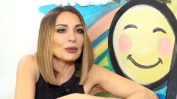 Δέσποινα Βανδή: «Με το που κατεβαίνω από τη σκηνή, δεν αισθάνομαι σταρ»