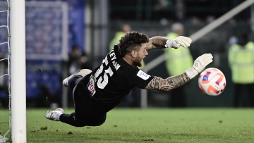 Μπόρις Κλέιμαν: Πατέρας τριών παιδιών ο γκολκίπερ του Βόλου που κατηγορείται για βιασμό Βελγίδας μαθήτριας - Η ζωή και η καριέρα του