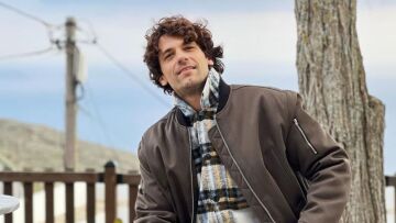 Αποστόλης Τότσικας: Η φωτογραφία με τον γιο του στην Τήνο