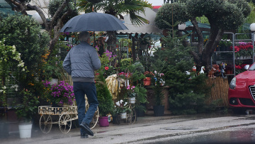 Καιρός: Με βροχές και καταιγίδες η επιστροφή των εκδρομέων του Πάσχα - Πού θα είναι έντονα τα φαινόμενα