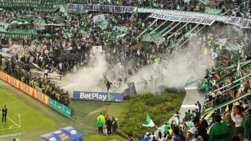 Κολομβία: Σοβαρά επεισόδια κι αναβολή στο ντέρμπι Ατλέτικο Νασιονάλ-Αμέρικα Ντε Κάλι - Δείτε βίντεο