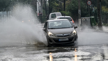 Καιρός: Νέο έκτακτο δελτίο επιδείνωσης για βροχές και καταιγίδες - Ξεκίνησε η μεγάλη επιστροφή των εκδρομέων