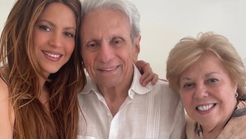 Σακίρα: Oι γονείς της έφυγαν από τη Βαρκελώνη με αεροασθενοφόρο