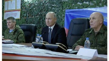 Πόλεμος στην Ουκρανία - Κίεβο κατά Πούτιν για την επίσκεψη στα κατεχόμενα εδάφη: «Απολαμβάνει τα εγκλήματά του»