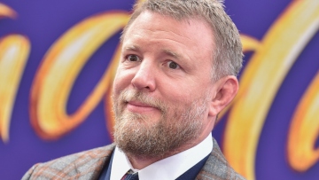 Γκάι Ρίτσι: Aντιμέτωπος με αγωγή σεναριογράφου για την ταινία «The Gentlemen»