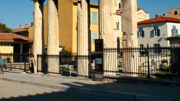 Ακρόπολη: «Μας ζητάει συγγνώμη, μου λέει "θέλω να πάμε σπίτι"» - Συγκινεί η μητέρα του 18χρονου