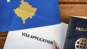 H Ευρωπαϊκή Ένωση υιοθετεί ταξίδια χωρίς βίζα για το Κόσοβο