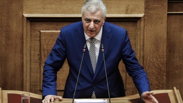 Εκλογές 2023 - Ο Μυλωνάκης απαντά στον Βελόπουλο: Ξέρω πολλά, ας κάνουν Κοινοβουλευτική Ομάδα με χρυσαυγίτες και παλιανθρώπους