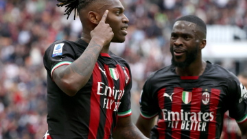 Serie A, Μίλαν - Λέτσε 2-0: Επιστροφή στις νίκες με «υπογραφή» Λεάο