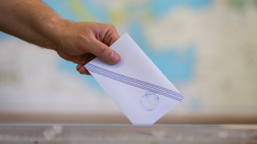 Δημοσκόπηση Alco: Κυριαρχία Μητσοτάκη και ΝΔ έναντι Τσίπρα και ΣΥΡΙΖΑ