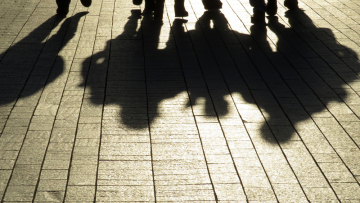 Ανήλικοι ξυλοκόπησαν και λήστεψαν συνταξιούχο δημοσιογράφο στην Πάτρα