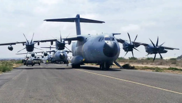 Σουδάν: Η εκεχειρία ανοίγει το «παράθυρο» για επαναπατρισμό και άλλων Ελλήνων εγκλωβισμένων