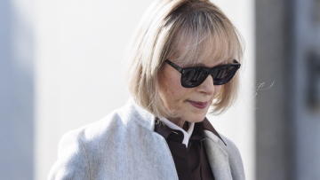 Κατέθεσε η αρθρογράφος που μήνυσε τον Τραμπ για βιασμό και δυσφήμιση