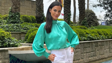 Η Εύη Βατίδου ξεκίνησε την προεκλογική της εκστρατεία από καφετέρια στο Ψυχικό - Δείτε βίντεο