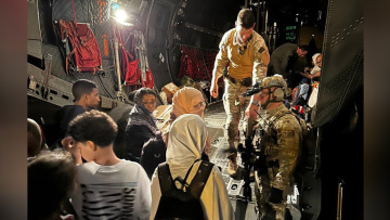 Σουδάν: Βίντεο και φωτογραφίες από την ελληνική επιχείρηση διάσωσης 