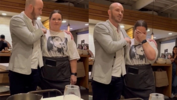 Σερβιτόρα απολύθηκε αφού έλαβε φιλοδώρημα 4.400 δολαρίων από χουβαρντά πελάτη