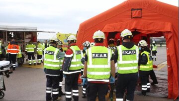 ΕΚΑΒ – Ασκήσεις ετοιμότητας: Πυρκαγιά στο αεροδρόμιο ΜΑΚΕΔΟΝΙΑ