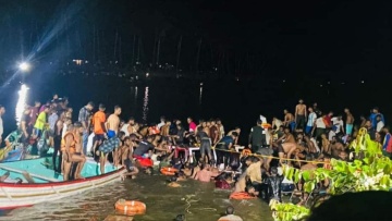 Ινδία: Τουλάχιστον 20 νεκροί,  στην πλειονότητά τους παιδιά, σε ανατροπή πλεούμενου - Δείτε βίντεο