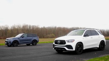 «Supercars»: To κύκλωμα της Πάτρας έταξε πολυτελές Range Rover σε τιμή… μικρού αυτοκινήτου 