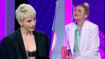 My Style Rocks - Όλγα Κοτλιδά σε Μέλντα Σαΐνη: «Αισθάνομαι πως δεν καταλαβαίνεις τι φοράω και κάθε φορά»