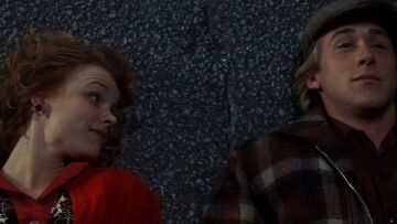 «Ο σύντροφός μου μιλά ακόμη με την πρώην του. Φοβάμαι πως θα την ερωτευτεί ξανά. Θέλω η φιλία τους να τελειώσει»