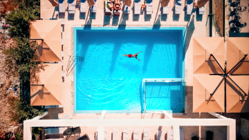 Τουρισμός: Από ποιες χώρες θα δεχθεί η Ελλάδα τους περισσότερους επισκέπτες το καλοκαίρι