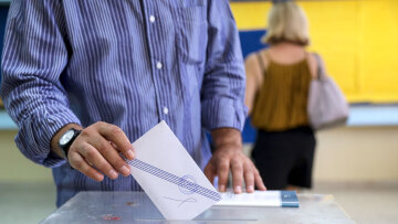 Εκλογές 2023 - Δημοσκόπηση MARC: Αυξάνεται η διαφορά ΝΔ - ΣΥΡΙΖΑ, παλεύει για διψήφιο το ΠΑΣΟΚ