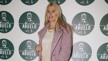 Ευρυδίκη Παπαδοπούλου: Περιγράφει πώς της έκλεψαν το πορτοφόλι της, ενώ βρισκόταν στο περίπτερο