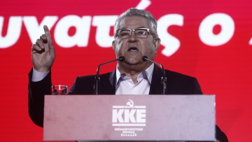 Κουτσούμπας στο Σύνταγμα: Την Κυριακή ζωντανεύουμε ξανά την ελπίδα, με δυνατό ΚΚΕ (βίντεο)