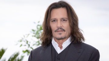 Τζόνι Ντεπ: Η εμφάνισή του στην προγραμματισμένη φωτογράφιση για το «Jeanne du Barry» στις Κάννες