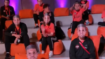 EuroLeague Final Four: Ένα δωμάτιο γεμάτο... Βεζένκοβ για τον MVP της διοργάνωσης - Δείτε βίντεο