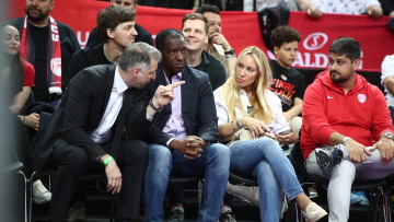 Ολυμπιακός: Ρίβερς και Παπαλουκάς πανηγύρισαν μαζί την πρόκριση επί της Μονακό 