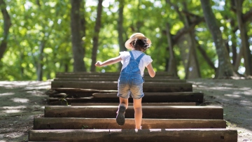 ΔΥΠΑ: Δωρεάν κατασκήνωση για 70.000 παιδιά - Οι δικαιούχοι, τα κριτήρια και η μοριοδότηση


