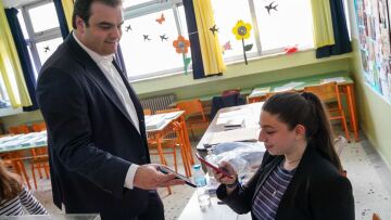 Εκλογές 2023 - Πιερρακάκης: Ψήφισε με Gov.gr Wallet - «Για την Ελλάδα της προόδου», δείτε φωτογραφίες