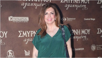 Μιμή Ντενίση: «Ήμουν πολύ δεμένη με τη μητέρα μου»