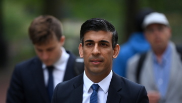 Βρετανία: Απαγορεύεται σε ξένους μεταπτυχιακούς φοιτητές να φέρουν την οικογένειά τους