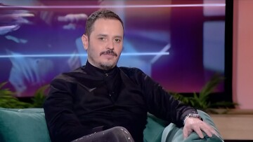 Αλέξανδρος Τσουβέλας: «Με "τσακίζει" όταν ξέρω ότι ο άλλος με έχει βρίσει κι έρχεται και μου κάνει τον φίλο»