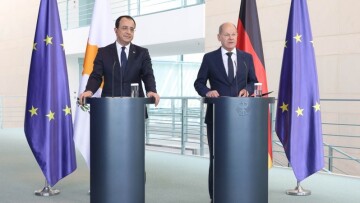 Κυπριακό: Υπέρ της λύσης «διζωνικής ομοσπονδίας» η Γερμανία, είπε ο Όλαφ Σολτς 