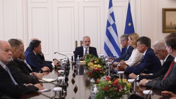 Οι τελετές παράδοσης - παραλαβής στα υπουργεία