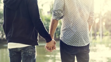 ΗΠΑ: Το 60% των ομόφυλων ζευγαριών έχουν παντρευτεί – Η αμερικανική οικογένεια αλλάζει