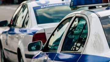 Σπείρα λήστευε και έκανε διαρρήξεις σε Κορινθία και Λακωνία