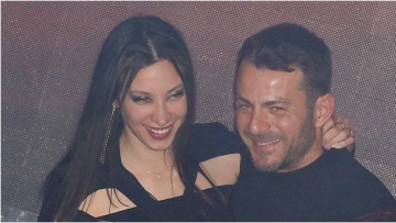 Δήμητρα Βαμβακούση: Στη Σκιάθο για να γνωρίσει τη μητέρα του Γιώργου Αγγελόπουλου