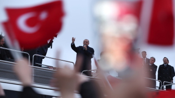 Τουρκία: Νέα συναλλαγματική κρίση με απρόβλεπτες συνέπειες προβλέπουν αναλυτές μετά τη νίκη Ερντογάν