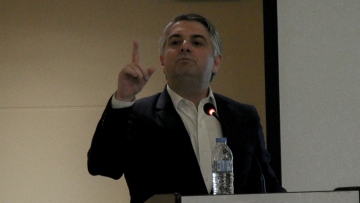 Εκλογές 2023: Επιμένουν από το ΠΑΣΟΚ για φόρους στα μερίσματα - Κόντρα Κωνσταντινόπουλου-Άδωνι