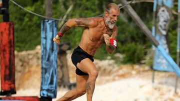 Survivor All Star: Ο τραυματισμός του Τάκη Καραγκούνια φέρνει αναταραχή στον αγωνιστικό χώρο